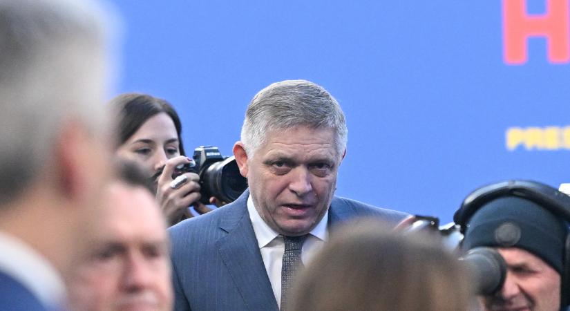 Bizalmatlansági indítványt nyújtanak be Robert Fico ellen