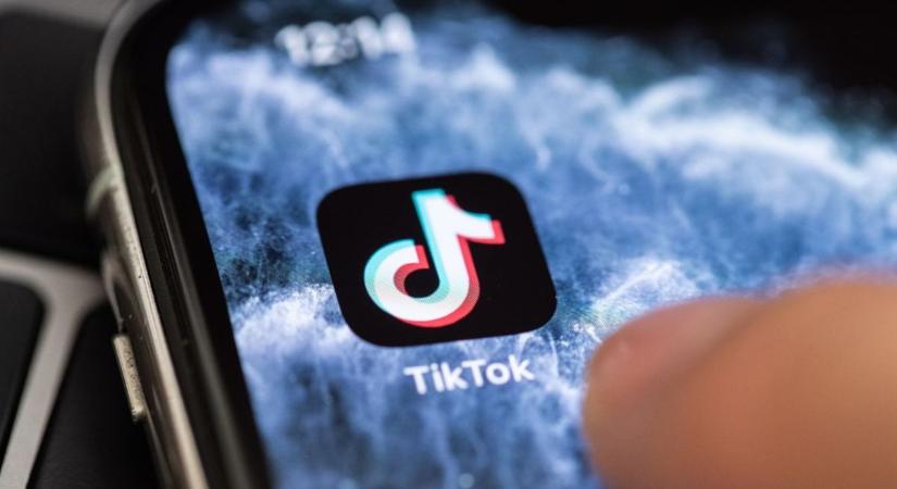 Sajtóhír: Kína lekapcsolja a TikTok-ot az Egyesült Államokban vasárnap