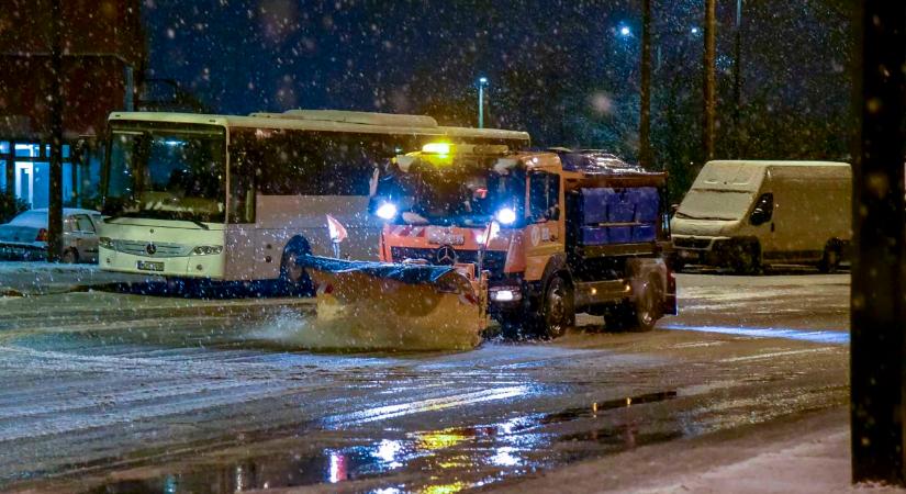 Az év első havazása Budapestet is elérte – fotók