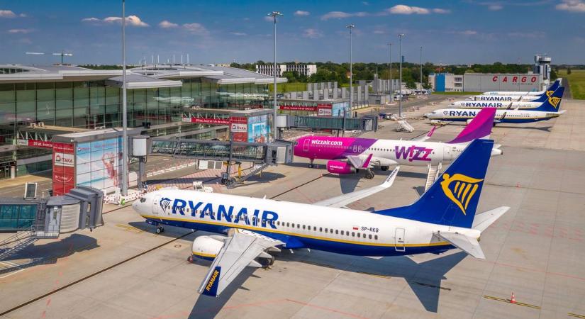 Maximum két sör a repülőtereken? Szigorítást akar a Ryanair