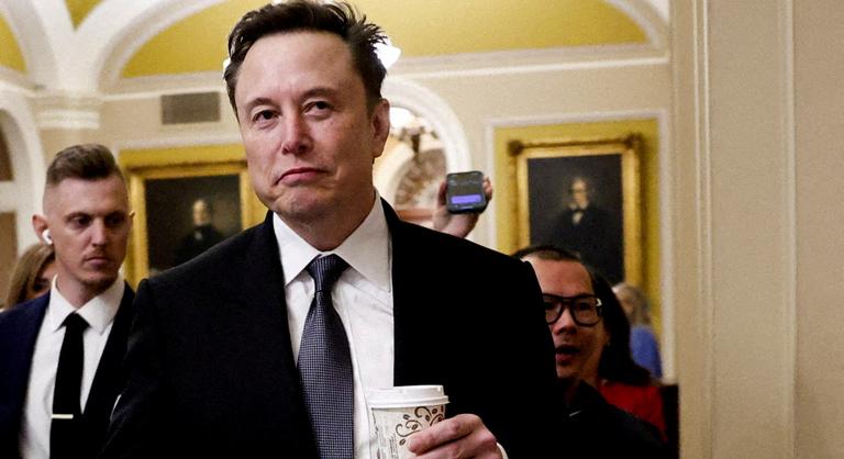 Elon Muskot beperelte az amerikai tőzsdefelügyelet