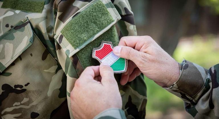 Két századnyi újonc kezdte meg a katonai alapkiképzést