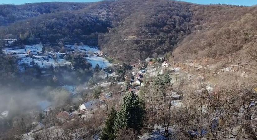 Így még biztos nem látta a ködbe burkolózó Pécset! – VIDEÓ