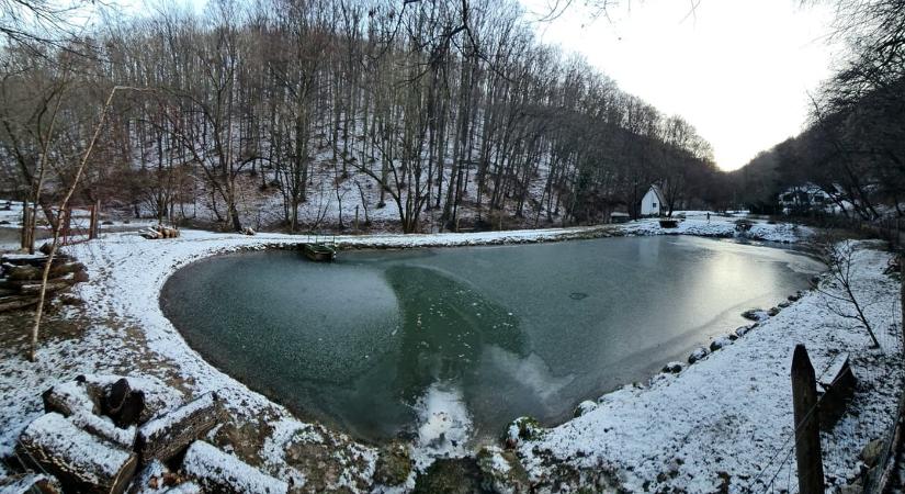 A Mecsek jeges ékszere: az Óbányai-völgy télen