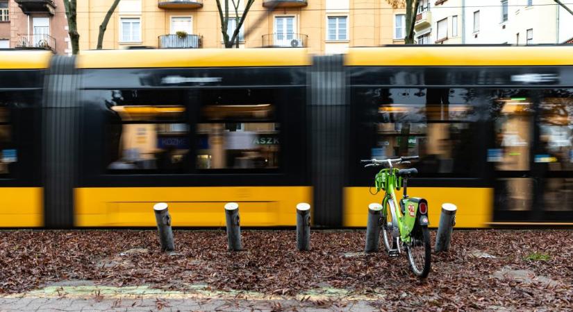 Villamos gázolhatott halálra egy férfit Budapesten