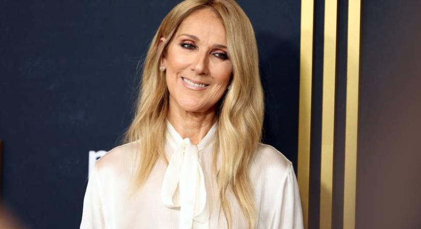 A nagybeteg Céline Dion ritkán látott fiaival pózolt: 14 éves ikrei óriásit változtak