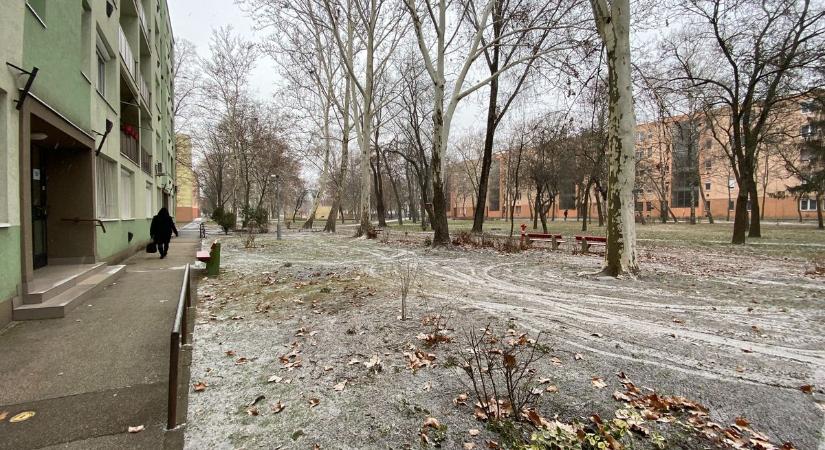 Leesett az idei első hó Kecskeméten – videóval