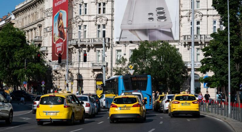 „Erre az utca alkalmatlan” – okafogyottnak tartja a mai tüntetést az Országos Taxis Szövetség