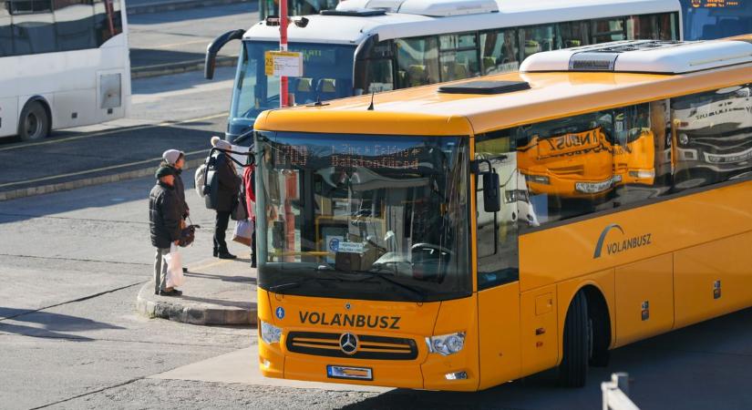 Járműhiba a Volánnál, 1 órás késésre lehet számítani