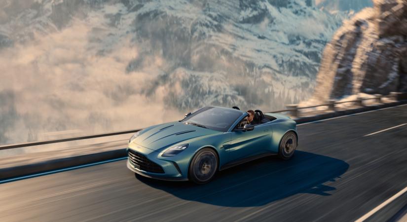 Vászontetővel is vérbeli sportautó az Aston Martin Vantage Roadster