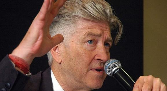 78 éves korában elhunyt David Lynch, a Twin Peaks alkotója