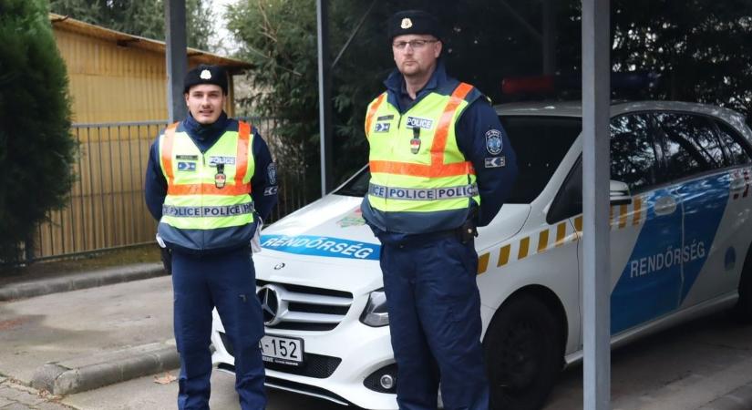 Nyílt utcán esett össze egy férfi Körmenden, hős rendőrök mentették meg az életét