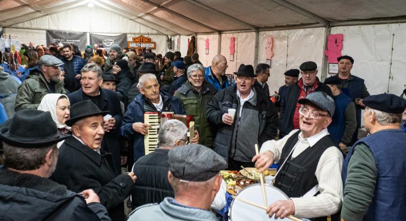 Szombaton tartják a IX. Hartai Kolbásztöltő Fesztivált