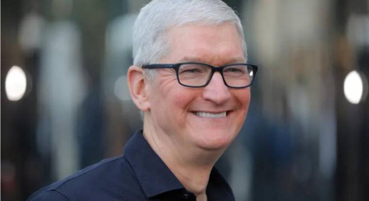 Tim Cook édesapja életét az Apple Watch mentette meg