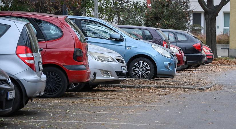 Tovább érvényesek a tavalyi parkolóbérletek Debrecenben