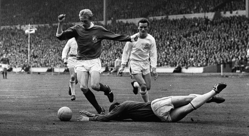 Meghalt Denis Law, a Manchester United aranylabdás legendája