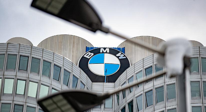 Hiába került padlóra a BMW, így is rekordot döntöttek