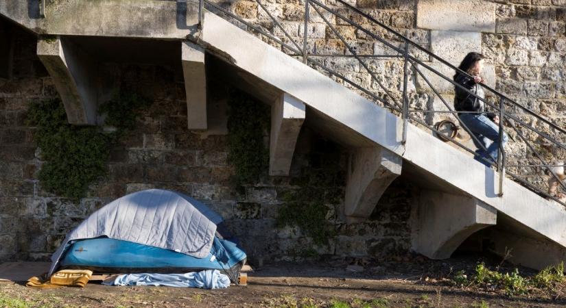 Csődbe mehet az a párizsi színház, amelyet migránsok foglaltak el