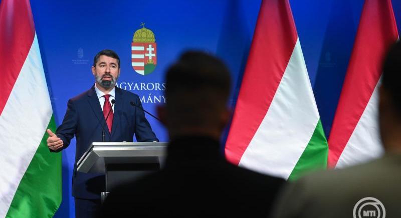 Hidvéghi Balázs: a nemzeti konzultáció megerősítést jelent a kormányzat számára