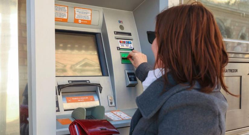 Újabb bankautomata kerülhet Lőrincibe