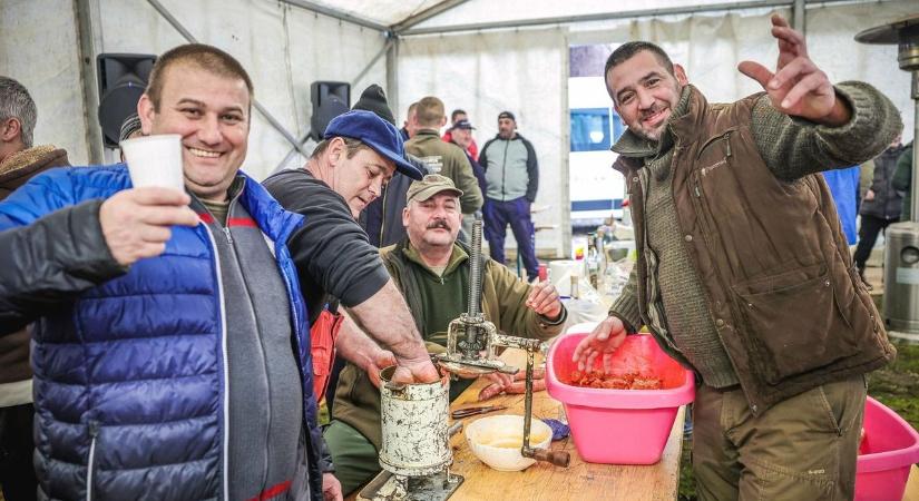 Valóságos gasztronómiai kavalkád volt Tevelen