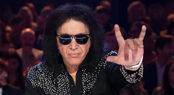 Tényleg 5000 nővel feküdt le Gene Simmons?