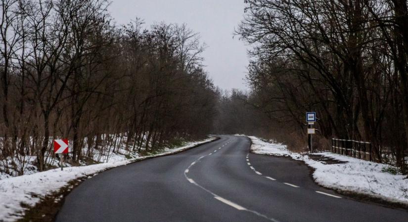 Megszólalni sem tudtunk, olyan „traffiboxot” kaptunk lencsevégre Debrecen közelében – fotóval