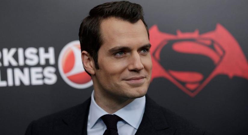 Csodálatos gólyahír: nagy titokban megszületett Henry Cavill gyermeke