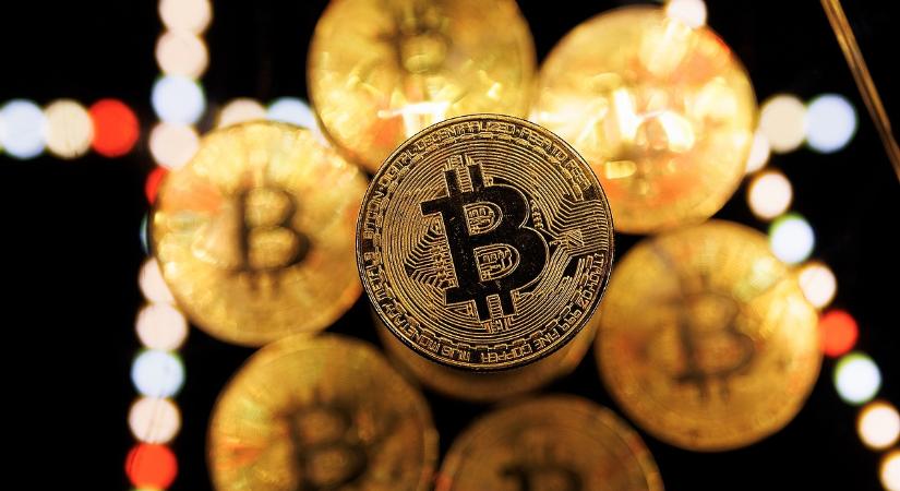 Beárazták: történelmi csúcsra tört a bitcoin