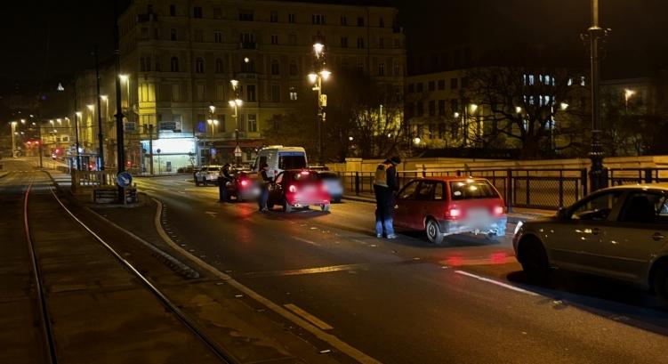 Ittas vezetőkre vadásztak a rendőrök Budán