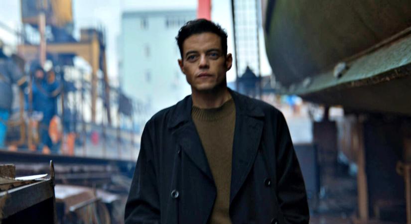 Rami Maleket egy rendőrautó motorháztetőjére szorították, amikor összekeverték egy italbolt latin-amerikai rablójával, mert "illett önre a leírás"