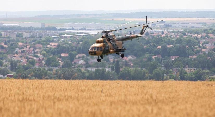 Felmentették a siklóernyős tragédia őrnagy vádlottját