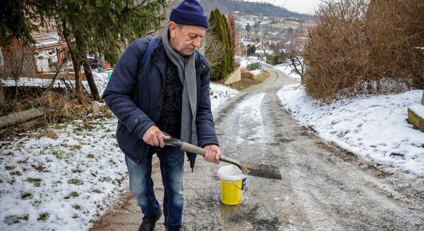 Csontok és autók törnek: ez a helyzet Tolnában