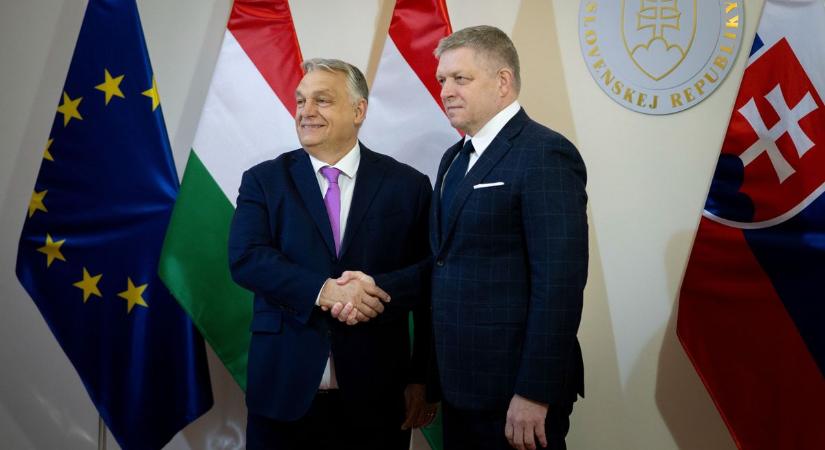 Kövesse nálunk Orbán Viktor és Robert Fico sajtótájékoztatóját (élő)