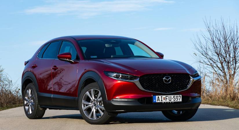 Nem kell minden csatát megvívni - Teszt: Mazda CX-30 2.5 e-Skyactiv-G 140 Automatik - 2024.