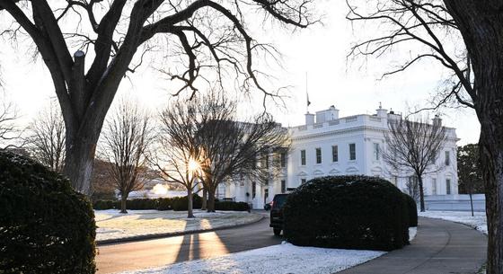 Megszólalt Trump magyar államtitkára: Nem fogunk amerikai csapatokat látni Grönlandon partra szállni