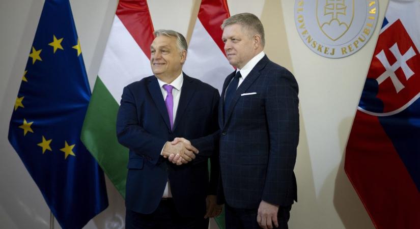 Fico és Orbán együtt szidta Ukrajnát Pozsonyban