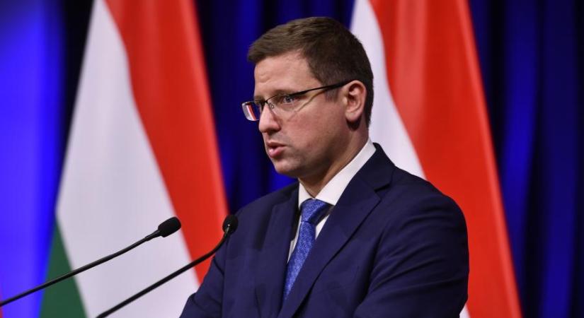 Gulyás Gergely minisztériuma a nyilvánosság megtévesztésével vádolja a főpolgármestert