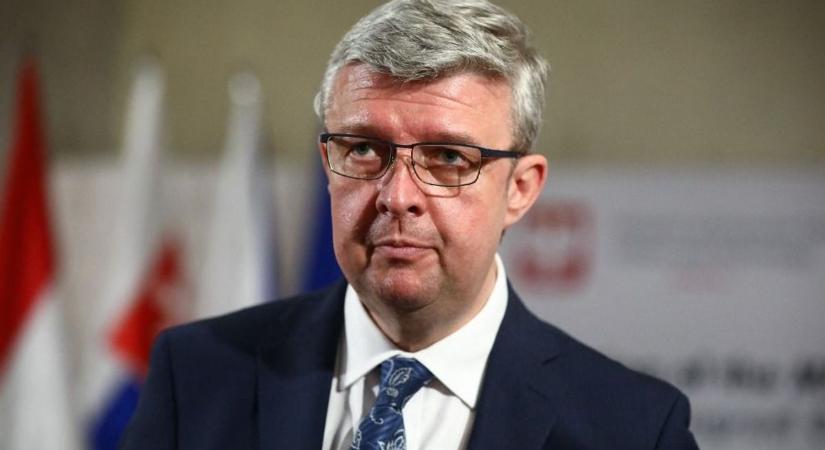 Véget vetne a lőszerszállításnak Andrej Babis pártja