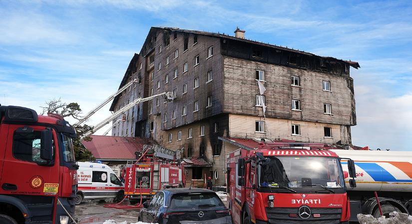 Török szállodatűz: 76 áldozat, őrizetbevételek, nemzeti gyásznap