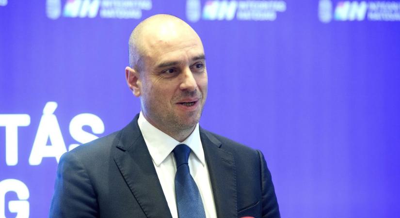 Bíró Ferenc Pál: Nem szeretnénk bevonulni egy politikai térbe