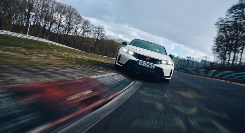 Még próbálkoznak az elektromos Honda Civic Type R megalkotásával