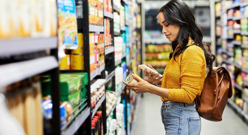 Dolgozók nélküli boltot nyit Budapesten az Auchan