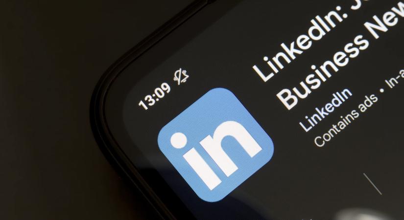 LinkedIn-magánbeszélgetésekkel tréningeztek AI-t