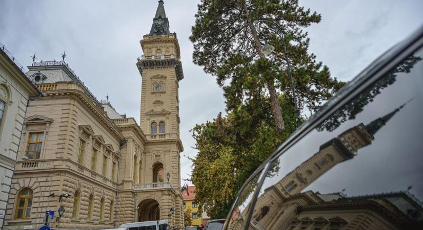 Közgyűlés előtt a Petőfi utcai iskola ügye