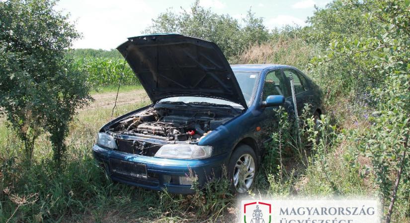 Autóval szökött meg a bűnügyi felügyeletből a tiszajenői férfi