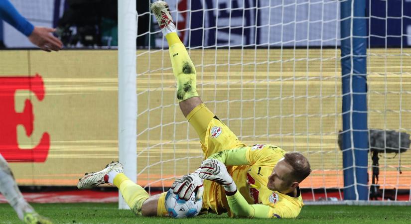 Légiósok: Gulácsi ismét megsérült, kérdőjeles a játéka a Bundesliga-rangadó előtt - sajtóhír