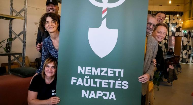 Cégek nélkül nincsen sikeres Nemzeti Faültetés Napja