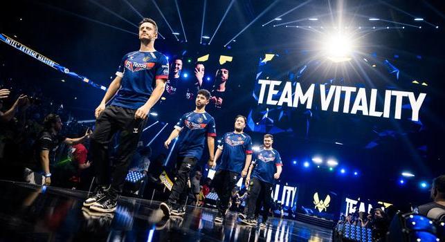 Vitality játékosra cseréli irányítóját a MOUZ