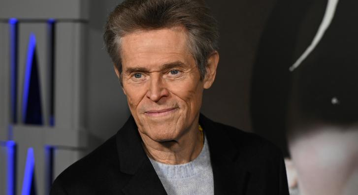 Munkájáról kérdezgette Willem Dafoe-t egy tiktokker, aki nem ismerte fel a világhírű színészt